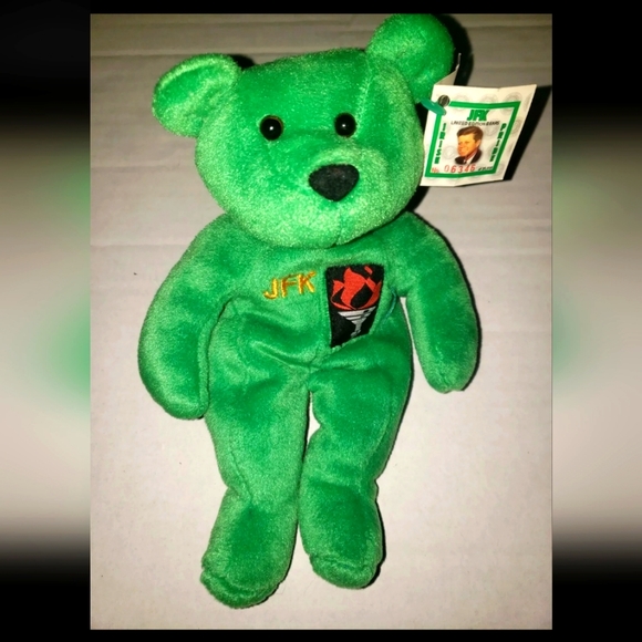 *: Beverly Hills Plush JFK Memorial Limited Edition bean Bear green Irish pride - Picture 1 of 4
